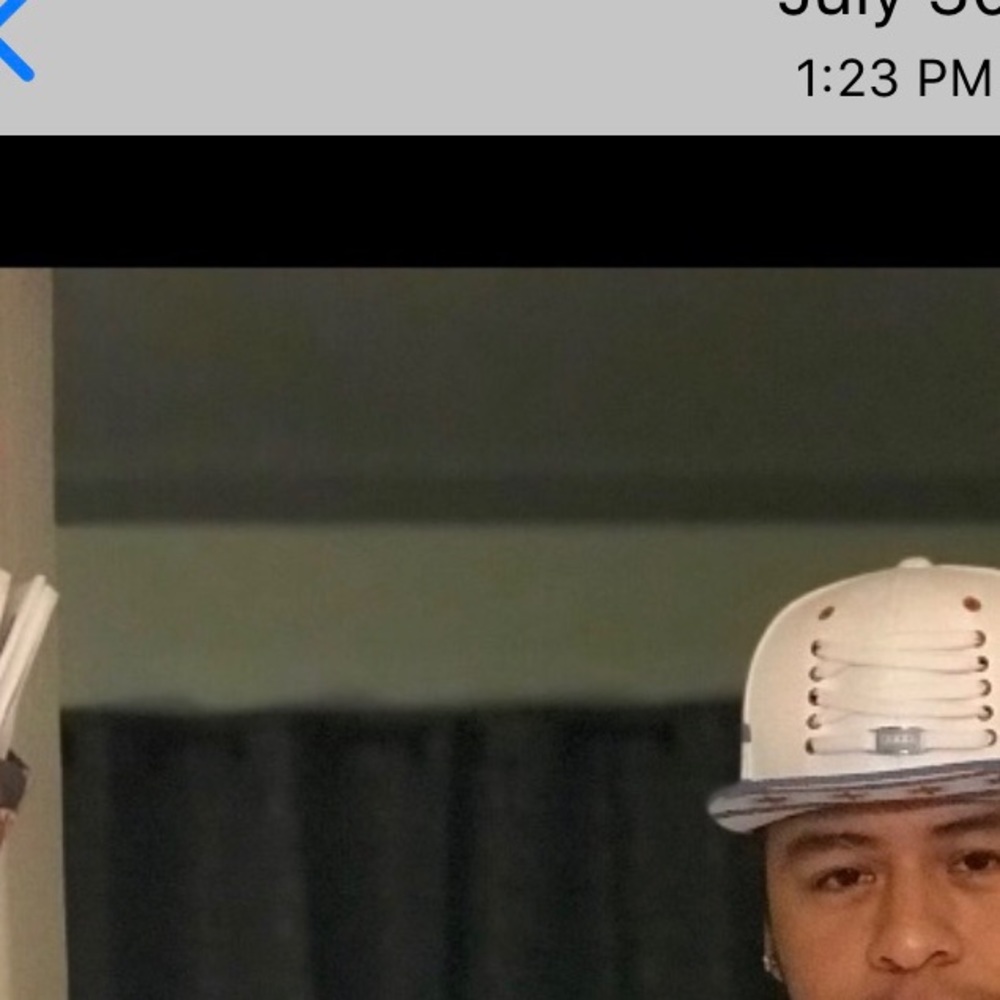 Meet your Posher, Cris